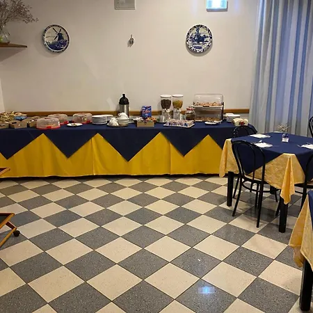 Hotel Ferrara-3