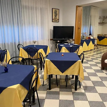 Hotel Ferrara-2